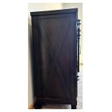 Furniture of America Trinna 4-Drawer Dresser