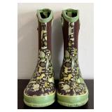 Gently Used Gils Bogs Boots Zoo Classic Design