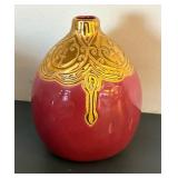 Pretty Pink Vases, Apple, Love Sign and More