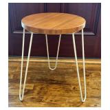Petite Hairpin Leg Accent Table