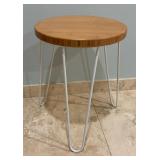 Petite Hairpin Leg Accent Table