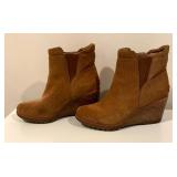 Sorell Wedge Boots Size 10