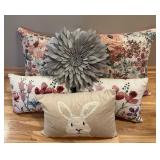 Beautiful Accent Pillow / Throw Pillows in Spring Theme