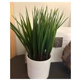 Pretty Lot of Home Decor