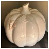 Pretty Lot of Home Decor