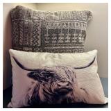 Neutral Accent / Toss Pillows