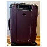 Solgaard Lightweight and Sustainable Luggage Equipped with Signature FlowCloset