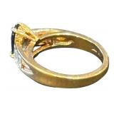 18K Gold Ring with Sapphire and Diamonds