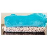 2 Cozy Throw Blankets
