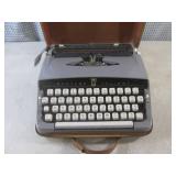 (A-2) Vintage Brother Valiant Porta...