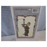 (EC1) Snake Figure with Sword Wall ...