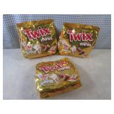 (B-1) 3 Sharing Size Bags of Twix M...