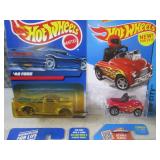 (G-1) Assorted Hot Wheels in Packag...
