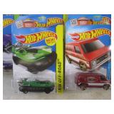 (G-1) Assorted Hot Wheels in Packag...