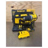 DEWALT DCD794D1 ATOMIC 20-Volt Lithium-Ion Cordless Compact 1/2 in. Drill/Driver Kit with 2.0Ah Battery, Charger and Bag - B159