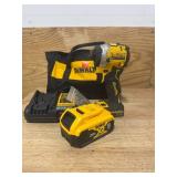 DEWALT DCF850P1 ATOMIC 20V MAX Lithium-Ion Cordless 1/4 in. Brushless Impact Driver Kit, 5 Ah Battery, Charger, and Bag - C219