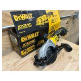 DEWALT DCS571B ATOMIC 20V MAX Cordless Brushless 4-1/2 in. Circular Saw (Tool Only) - C152.10