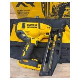 DEWALT DCN660D1 20V MAX XR 16-Gauge Electric Cordless Angled Finishing Nailer - D379