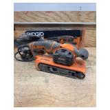 RIDGID R27401 6.5 Amp Corded 3 in.W x 18 in.L Heavy-Duty Variable Speed Belt Sander with AIRGUARD Technology - D119