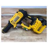 DEWALT DCPW1000B 60V MAX 1000 PSI 1.0 GPM Cold Water Cordless Battery Power Cleaner (Tool Only) - B199