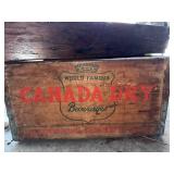 Vintage Canada Dry Crate & Caddy