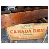 Vintage Canada Dry Crate & Caddy