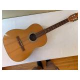 Kawai C-612 Classical Guitar