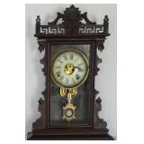 Vintage Welch Manufacturing Desk / Mantle Clock