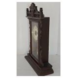 Vintage Welch Manufacturing Desk / Mantle Clock