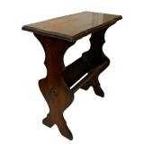 Vintage Accent Table with Lower Bookshelf