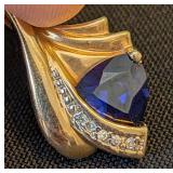 10k Yellow Gold and Sapphire Pendant