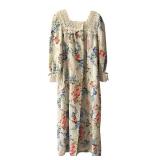 Vintage Floral and Lace Housecoat