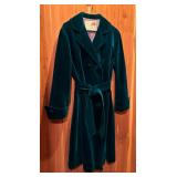 Sport Ease Fashions Vintage Gorgeous Green Velvet Long Coat and Tie