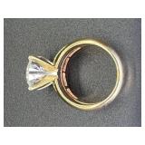 2.48 Carats Round Brilliant Diamond Ring with VS2 Clarity