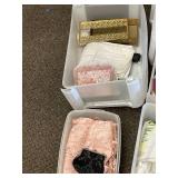 Lot: Lingerie, Nightwear & Textiles Mixed