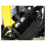 AGT Industrial QNT30 Excavator w/Kubota Diesel, Side Swing Boom, Hydraulic Thumb