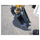 AGT Industrial QK18RXS-C Mini Excavator w/Side Swing Boom, Hydraulic Thumb, Enclosed Cab w/AC