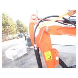 AGT Industrial QH13R Mini Excavator w/Enclosed Cab