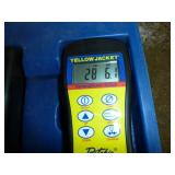 Yellow/Gray R-22 Refrigerant Tank