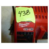 Milwaukee Charger M12-M18, 3.0 Lithium Battery