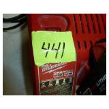 Milwaukee Charger M12-M18, 5.0 Battery