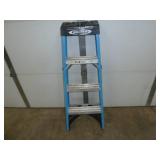 Werner Fiberglass Step Ladder 4