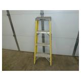 Keller Fiberglass Step Ladder 4