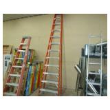 Keller Pro Fiberglass Step Ladder 12