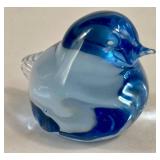 Vintage Seda Sweden MCM Glass Bud Vase with Pink Porcelain, FM Konstglas Bluebird and Unbranded Bird
