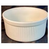 Pfaltzgraff Yorktowne 4 Au Gratin Baking Dishes and Heritage White 408 Round Casserole Dish