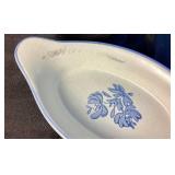 Pfaltzgraff Yorktowne 4 Au Gratin Baking Dishes and Heritage White 408 Round Casserole Dish