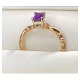 14K Gold Ring with Semi-Precious Stone - Size 7.25
