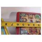 Set of 2 Decorative Tin Lunch Boxes - Clue and Harveytoons Themes