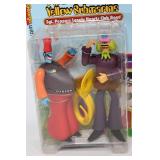 The Beatles Yellow Submarine Figure Set George and Blue Meanie